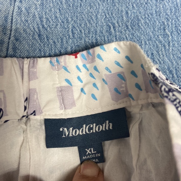 Modcloth Skirt - Picture 4 of 7